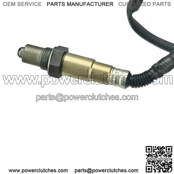 Oxygen sensor (front left) 0015400717  for Mercedes-Benz ML500 5.0L in 2006 - Image 3
